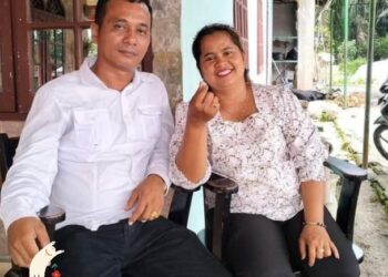 Jhon Effendi Purba Bersama Istri