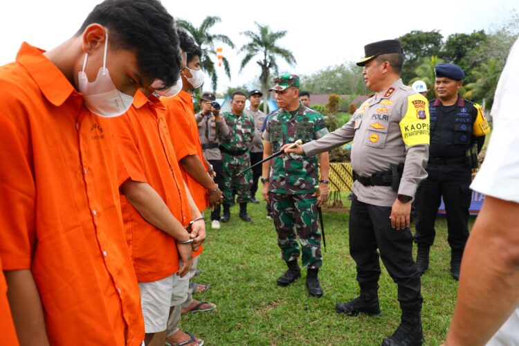 Poldasu Temukan 150 ha Ladang Ganja di Madina