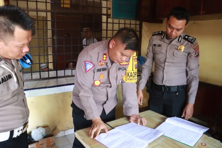 Memastikan Kesiapsiagaan, Kapolres Simalungun Sidak Ruang Tahanan