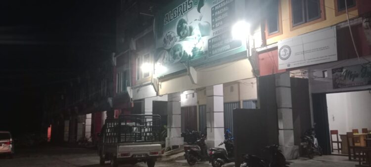 Didampingi Oknum Aparat, Pengelola Albrus Spa Komplek Griya Marah Marah di Warkop