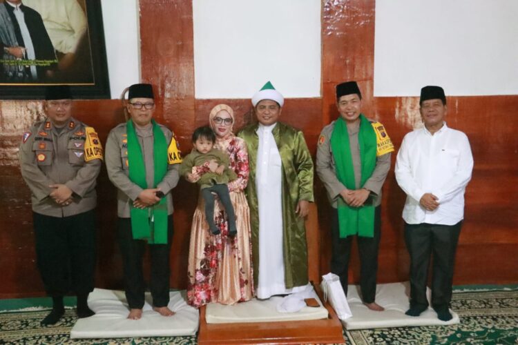 Kapolres Simalungun Dampingi Kapolda Dalam Kunjungan Kerja Safari Ramadhan di Pondok Serambi Babussalam