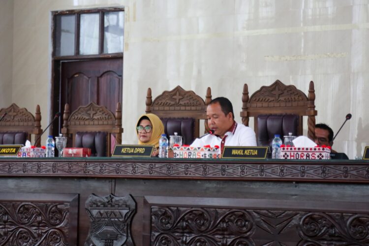 dr Susanti Menghadiri Penyampaian Pandangan Umum Fraksi DPRD Kota Siantar atas LKPj Wali Kota Tahun Anggaran (TA) 2023