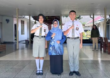 Lulus Seleksi Paskibraka Pematangsiantar, Wali Kota Pematangsiantar Berangkatkan Dua Pelajar Untuk Seleksi Lanjutan Tingkat Provinsi