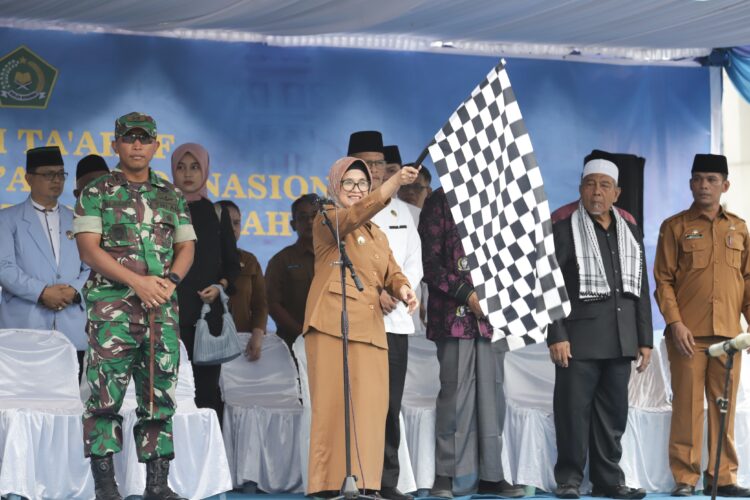 Wali Kota Melepas Pawai Ta’aruf Musabaqoh Tilawatil Quran Nasional (MTQN) Tingkat Kota Pematangsiantar ke-56