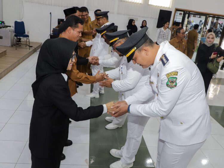 Wali Kota Pematangsiantar Lantik 46 Pejabat Administrator dan Pengawasan di Lingkungan Pemko