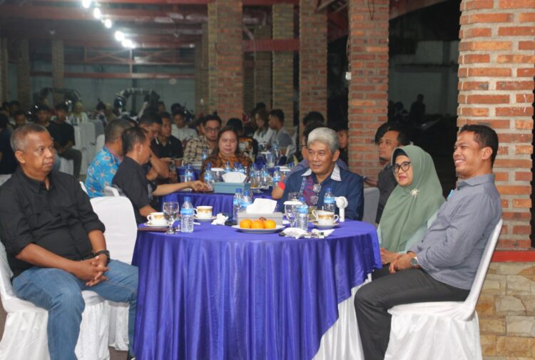 Wali Kota Pematangsiantar Makan Malam Bersama Tim PON Sumut