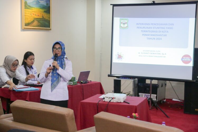 Wali Kota membuka kegiatan Konvergensi Aksi III Rembug Stunting