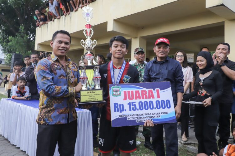 Kejuaraan Sepak Bola U-17 Wali Kota Cup Kota Pematangsiantar Ditutup, Bintang Muda FC Sebagai Juara