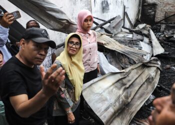 Wali Kota Pematangsiatar Tinjau Lokasi Kebakaran di Jalan Mojopahit