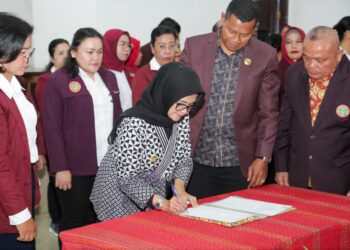 Hadiri  Pelantikan DPD PPNI Kota Pematangsianțar Periode 2024-2029, dr Susanti : “Semoga kerja sama PPNI dan Pemko Pematangsiantar bisa kita tingkatkan”