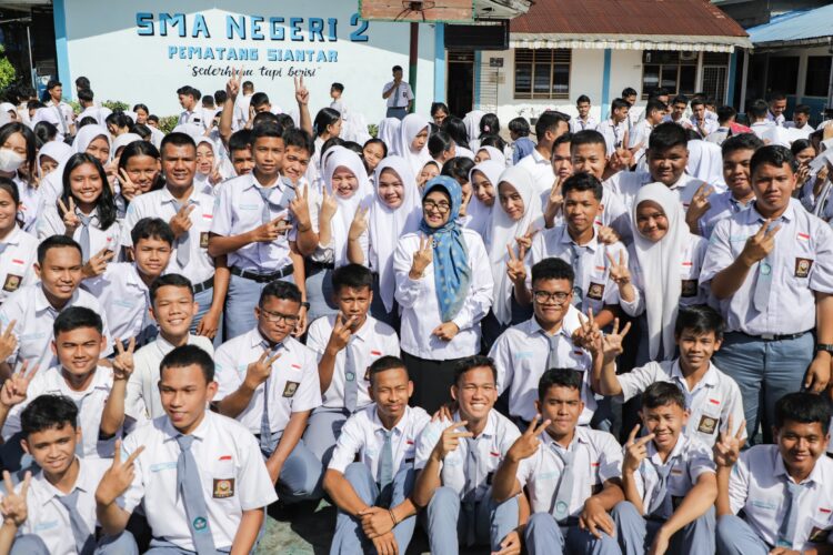 Wali Kota Pematangsiantar Ajak Siswa/i SMAN 2 Tanggap Saat Kebakaran Disekitarnya