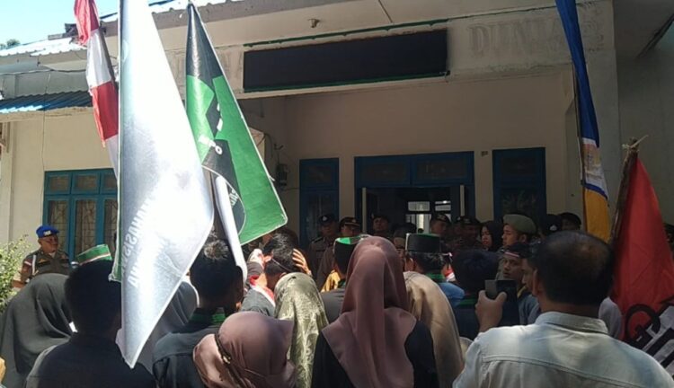 Cipayung Plus Madina Desak Pj Kades Tabuyung Iskandar Muda Dicopot