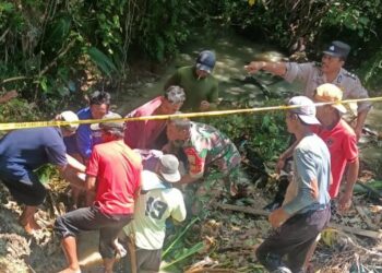 Jasad Wanita Tanpa Busana Ditemukan di Saluran Irigasi Kecamatan Gunung Malela