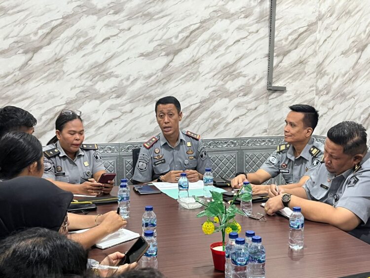 Kalapas Pimpin Rapat Internal bersama Pejabat Struktural Lapas Pematangsiantar