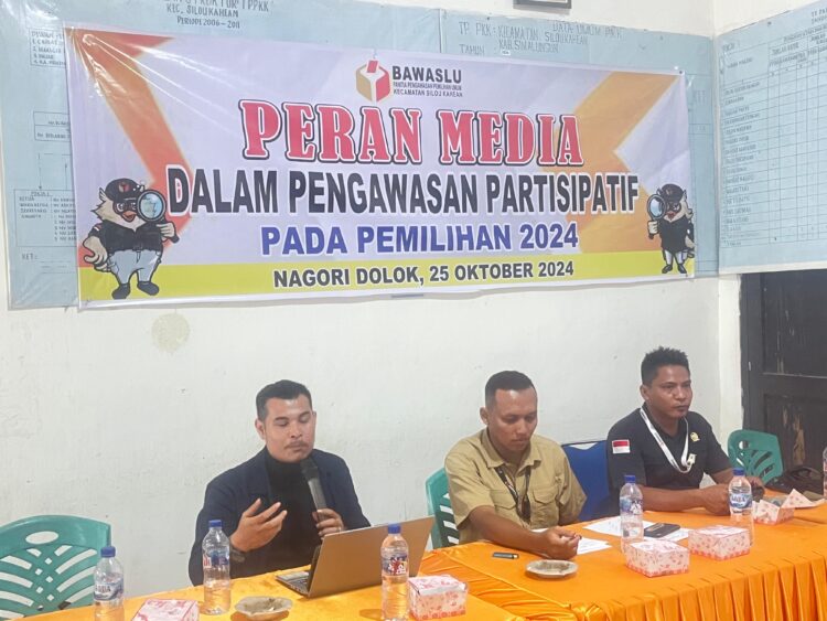 Sosialisasikan pengawasan Partisipatif, Panwaslu Kecamatan Silou Kahean Gandeng Media Wujudkan Pemilu Demokratis