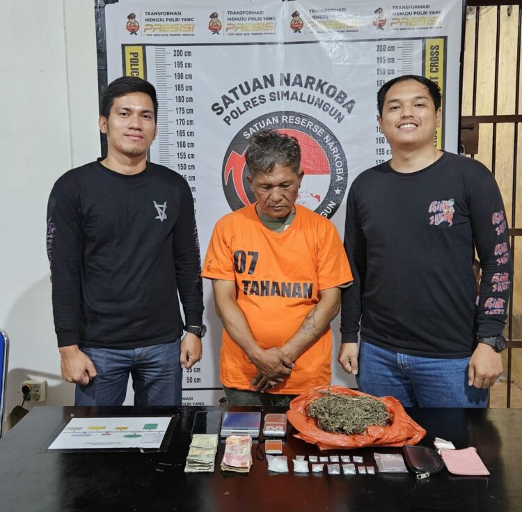Jelang Nataru, Polres Simalungun “Giling” Pengedar Narkoba, di Dolok Panribuan 26,09 gram sabu dan 135,8 gram ganja Diamankan