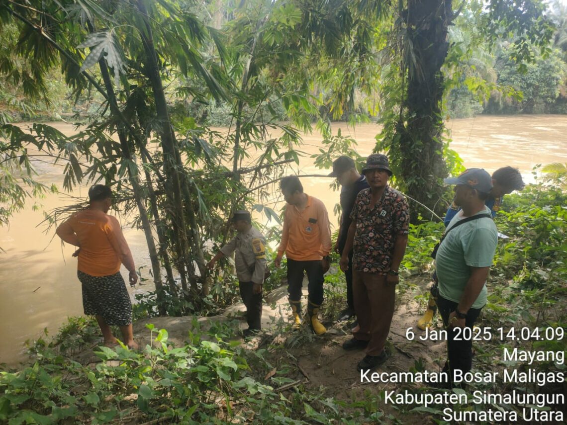 Hendak Mau Memancing, Charles Siregar Hanyut Terbawa Arus Sungai Bah Boluk