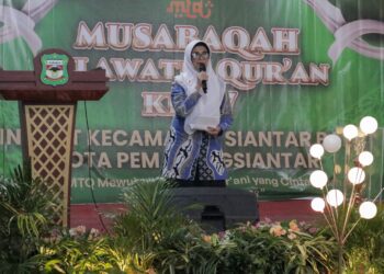Wali Kota Pematangsiantar dr Susanti Dewayani SpA menutup Musabaqah Tilawatil Quran Nasional (MTQN) ke-57 Tingkat Kecamatan Siantar Barat Tahun 2025