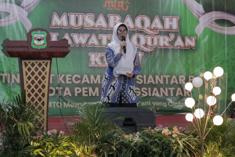 Wali Kota Pematangsiantar dr Susanti Dewayani SpA menutup Musabaqah Tilawatil Quran Nasional (MTQN) ke-57 Tingkat Kecamatan Siantar Barat Tahun 2025