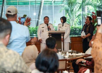 Wesly Silalahi SH MKn – Herlina Wali Kota-Wakil Wali Kota Pematangsiantar Masa Jabatan 2025-2030 Menggelar Temu Ramah Bersama DPRD kota Pematangsiantar, Para Pimpinan OPD dan Relawan