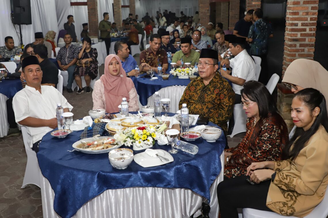 Wali Kota dan Wakil Wali Kota Menggelar Buka Puasa Bersama dengan Jajaran Pemko Pematangsiantar