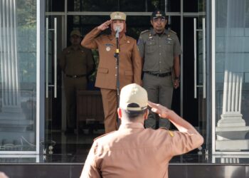 Wakil Wali Kota Pematangsiantar Herlina Pimpin Apel Pagi Gabungan Pemko Pematangsiantar