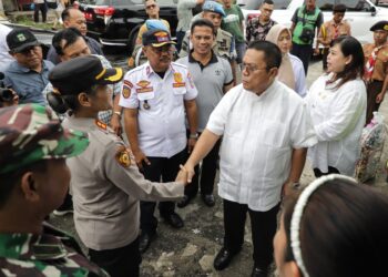 Jelang Lebaran, Wali Kota Pematangsiantar Wesly Silalahi SH MKn dan Wakil Wali Kota Herlina Monitoring Pos Jaga 