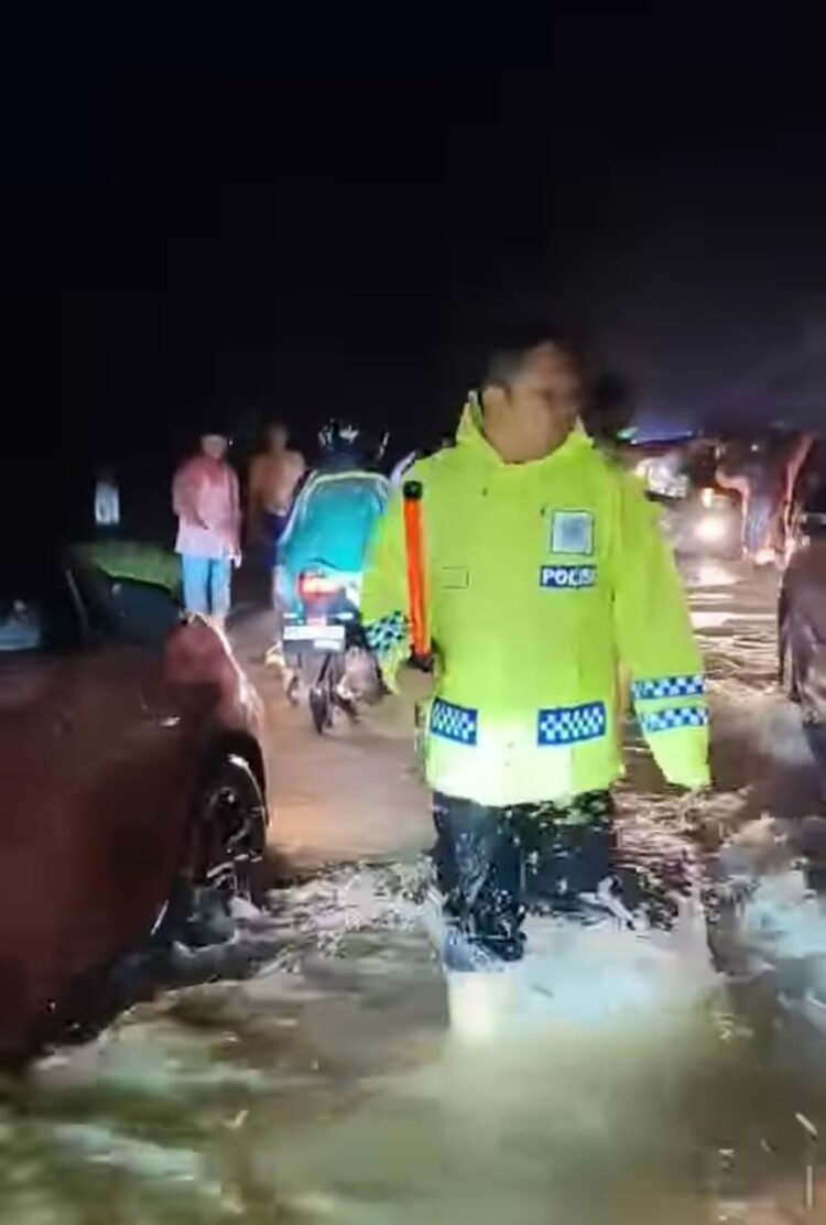 Darmawan Saragih : “PT. Hutama Karya Dan PT. Bridgestone Sumatra Rubber Estate Bertanggung jawab Atas Banjir di Tapian Dolok”