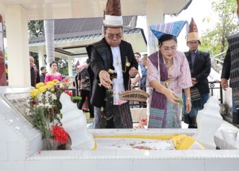 Dalam Rangka HUT Kota Pematangsiantar ke 154, Wali Kota dan Wakil Wali Kota Pematangsiantar Ziarah ke Makam Raja Sang Naualuh Damanik di Bengkalis