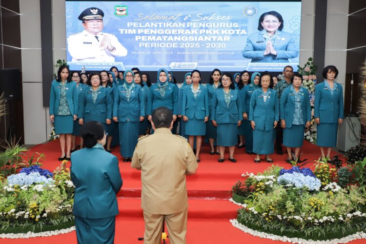 Wesly Silalahi Lantik Pengurus TP PKK Kota Pematangsiantar