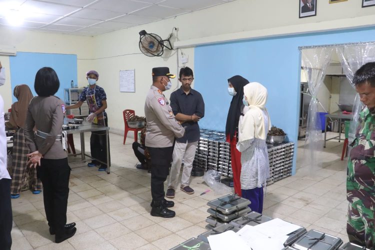 Cegah Keracunan, Kapolres Simalungun Sidak Ketat Dapur Makan Bergizi Gratis