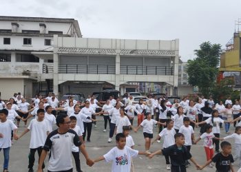Mantap Kali! Ratusan Marga Damanik Gerak Bareng di Lapangaan Parkir Pariwisata Siantar, Tebar Hadiah Senam Terbaik dan Door Prize