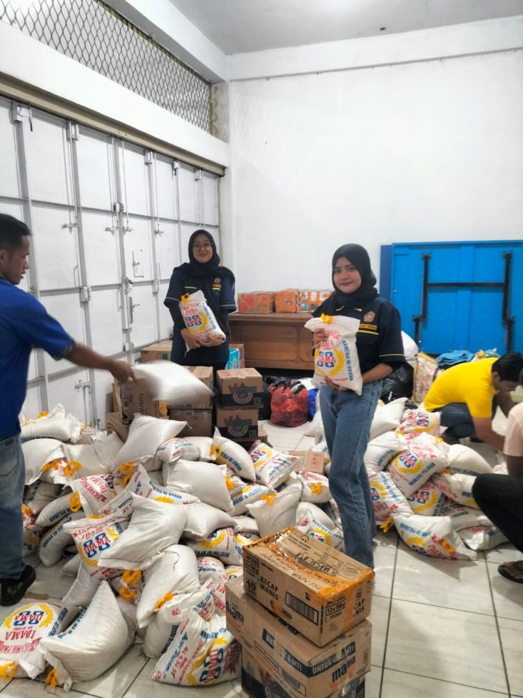 Karang Taruna Bandar Marsilam Kirim Bantuan Korban Bencana Tapteng