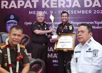 Wali Kota Wesly Silalahi Bangga, Kejari Pematangsiantar Dinobatkan Satker Terbaik se-Kejati Sumut
