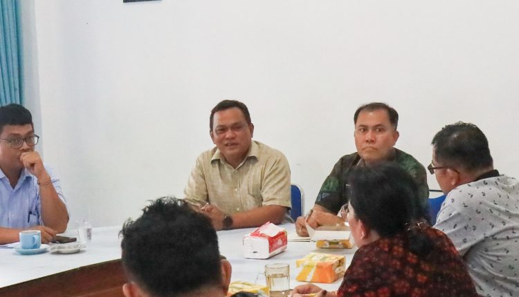 Dorong Layanan Kedaruratan Terpadu, Kadis Kominfo Johanes Sihombing Pimpin Penyusunan Perwako Panggilan Darurat 112