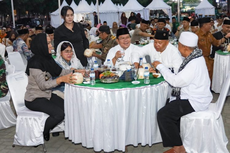 Satu Tahun Memimpin, Wali Kota Wesly Silalahi Paparkan Deretan Prestasi Pematangsiantar di Hadapan Warga