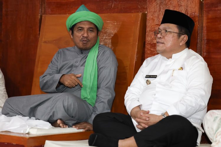 Perkuat Tenun Kebangsaan, Wali Kota Wesly Silalahi Buka Puasa Bersama Tuan Guru Batak di Serambi Babussalam