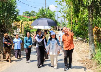 ​Kagumi Kreativitas Warga Pematang Marihat, Ny Liswati Wesly Silalahi Optimis Hadapi Lomba PHBS Sumut
