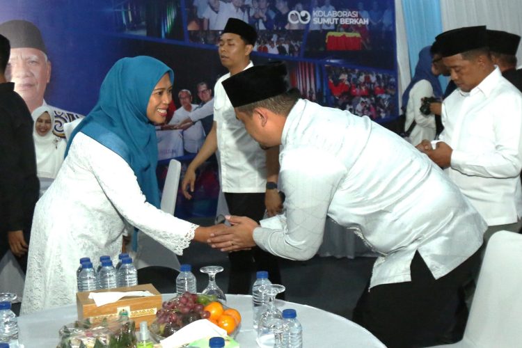 Wakili Wali Kota, Herlina Pompa Semangat Kafilah Siantar di Pembukaan MTQN ke-40 Tingkat Sumut
