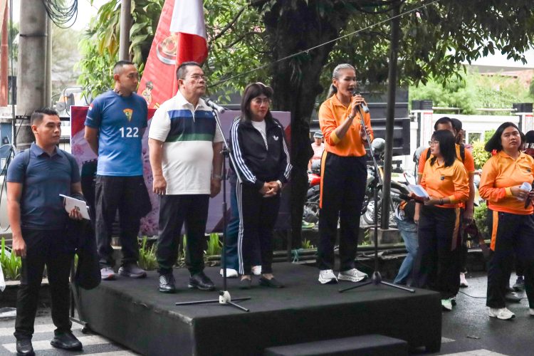 Semarak HUT ke-80 Bhayangkara, Ribuan Warga Padati CFD dan Olahraga Bersama di Lapangan Adam Malik
