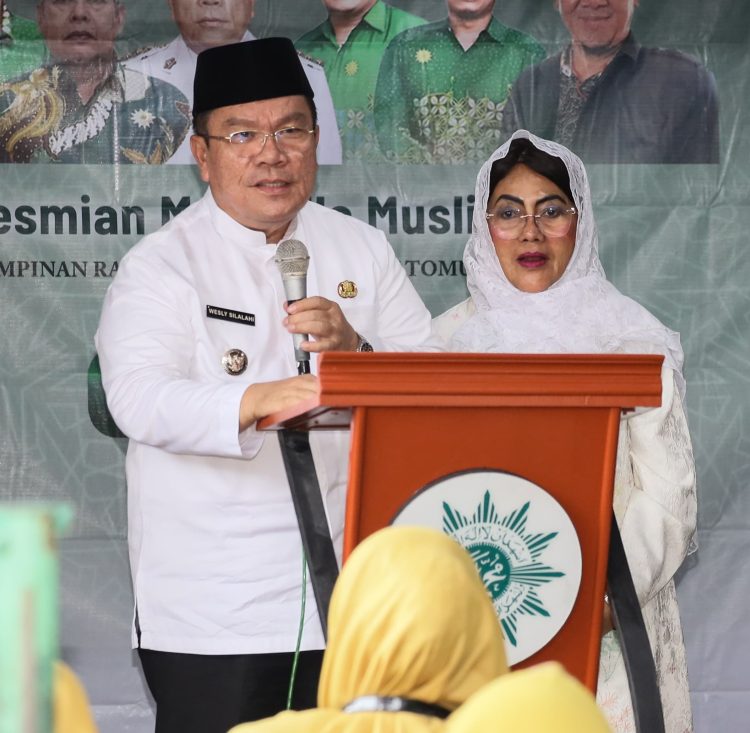 Resmikan Mushollah Muslimat Tomuan, Wali Kota Wesly Silalahi: Ini Investasi Spiritual Bentuk Karakter Generasi Muda
