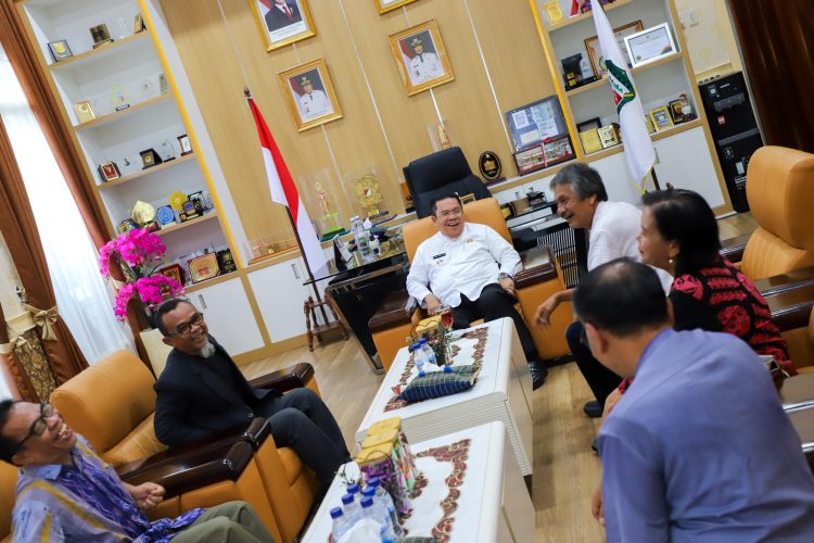 Terima Audiensi Panitia Sudirman Cup 7 dan Olob Olob GKPS, Wali Kota Wesly Tegaskan Support Pemko