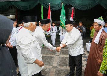 Lantik Pengurus DMI Pematangsiantar, Wali Kota Wesly Silalahi Ajak Makmurkan Masjid dan Umat