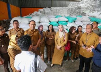 Jaga Stabilitas Harga dan Tekan Inflasi, Wali Kota Siantar Lepas Tim Sidak Pasar dan Gudang Bulog