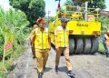 Kadis PUTR Dampingi Bupati Simalungun Dr. H. Anton Achmad Saragih Tinjau Pengaspalan Jalan 5,6 Km di Gunung Maligas